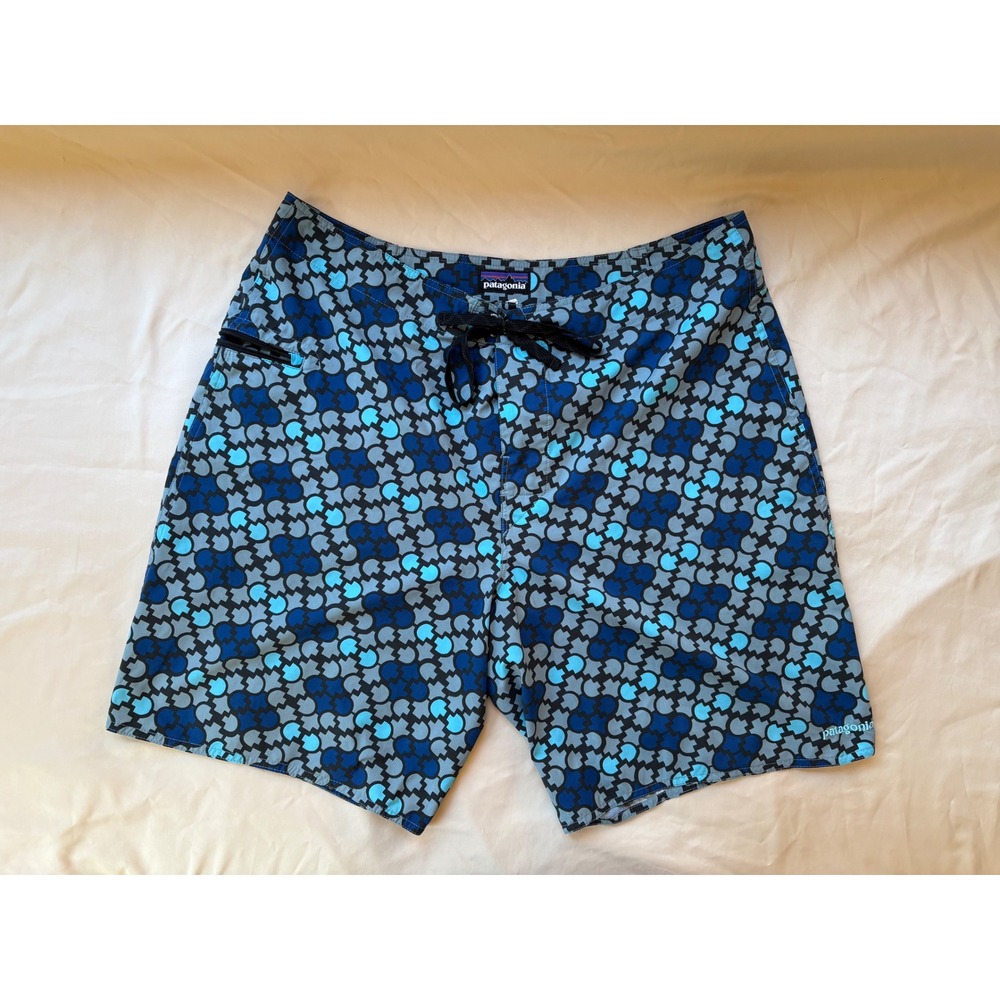 Patagonia Mens Board Shorts Blue Geometric Print Swim Trunks Size 40